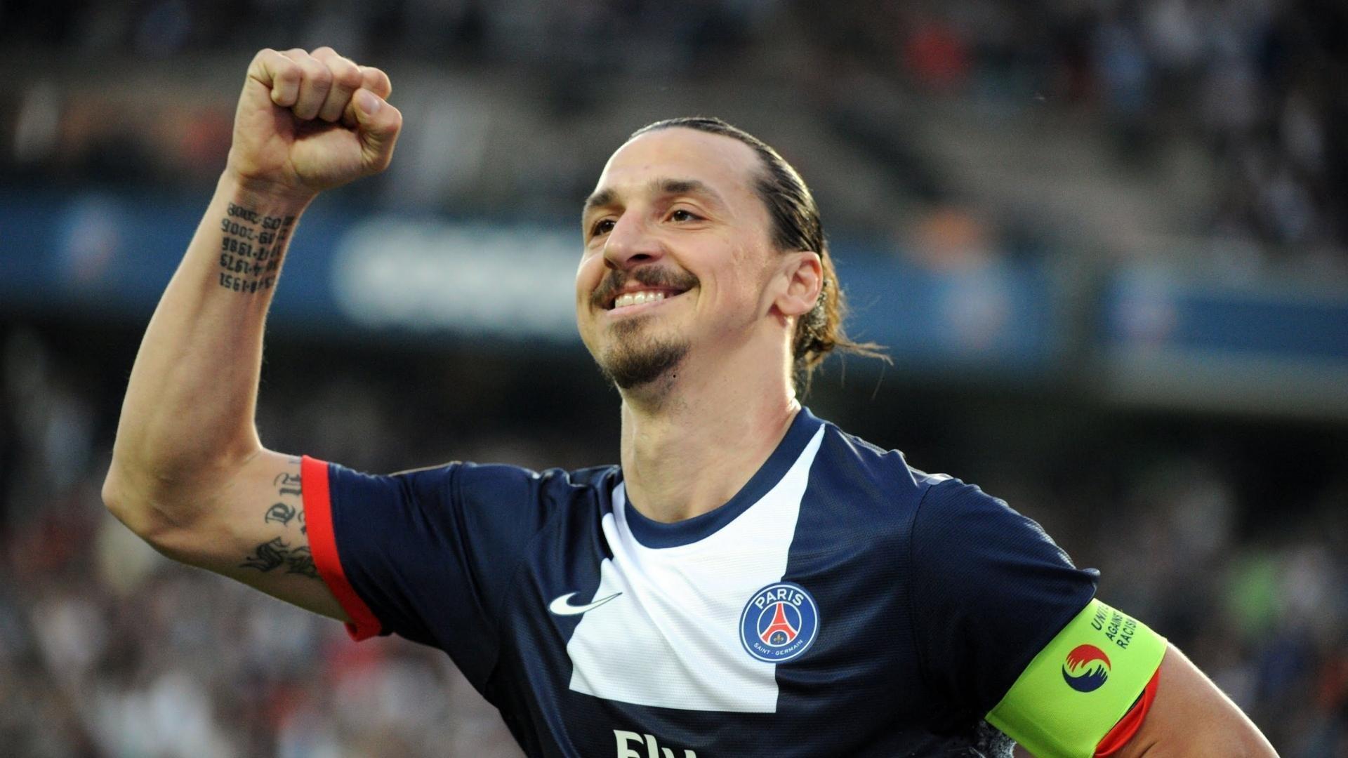 登贝莱坦言巴黎生涯更自由,巴萨时期被限制为纯边锋角色