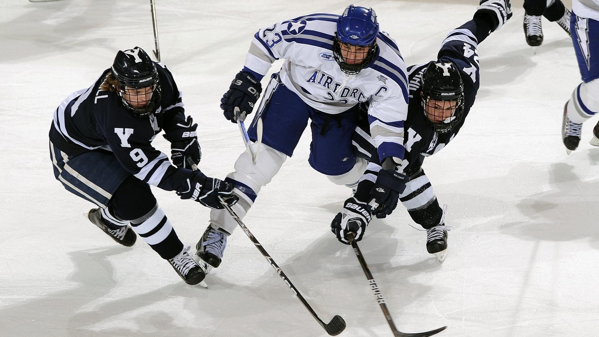 新秀访谈爆笑全场!状元郎富尔茨竟不知NBA球队总数,篮球知识问答成翻车现场