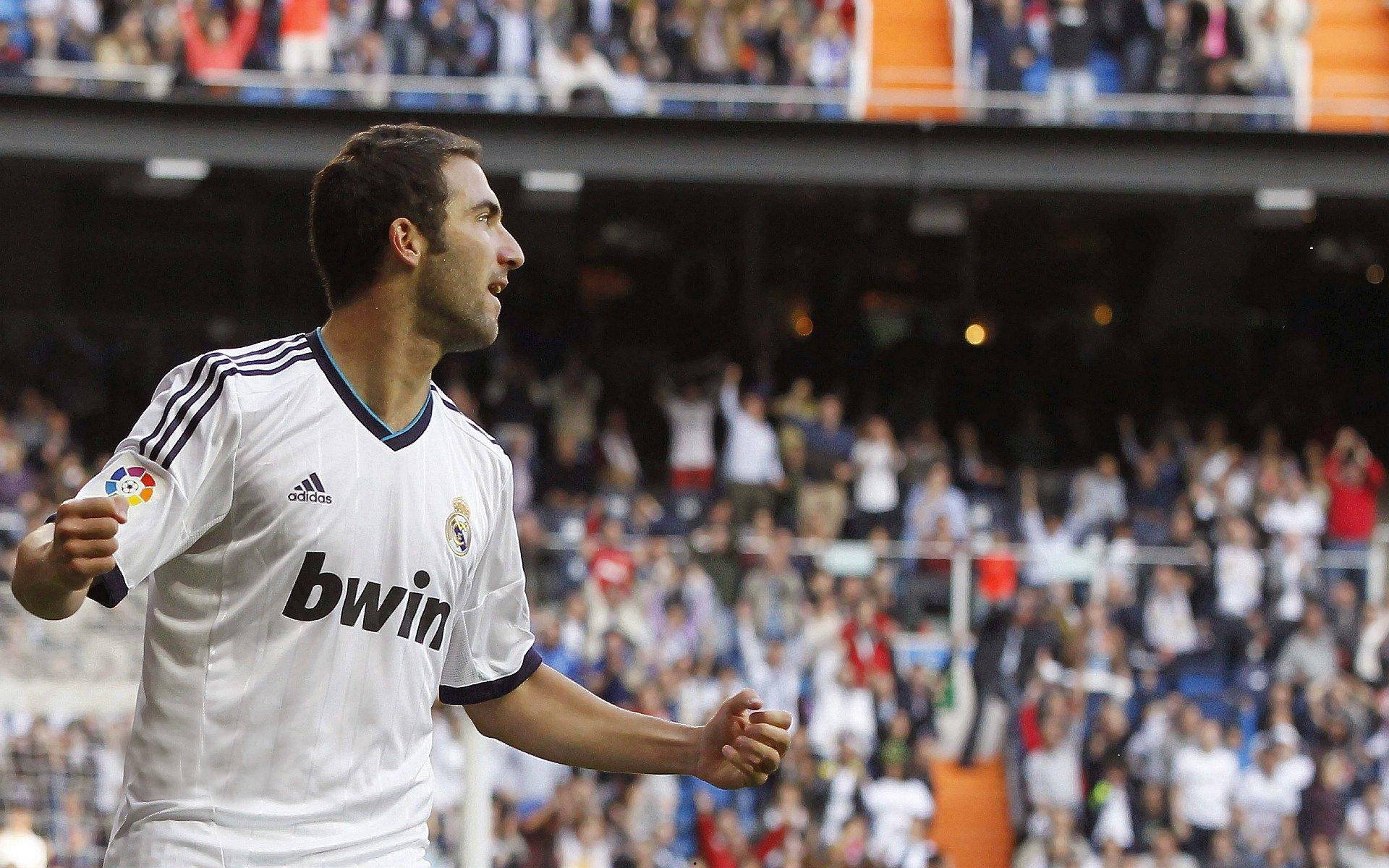 两战得分第一!爱德华兹变美国男篮头号尖刀真犀利